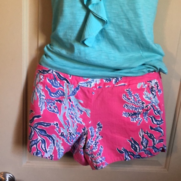 Lily Pulitzer Side Zip Shorts - Picture 6 of 11